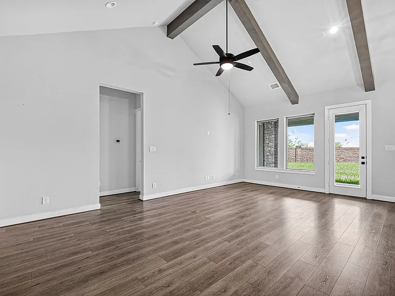 2600 Golden Palms Ln — Photo 2