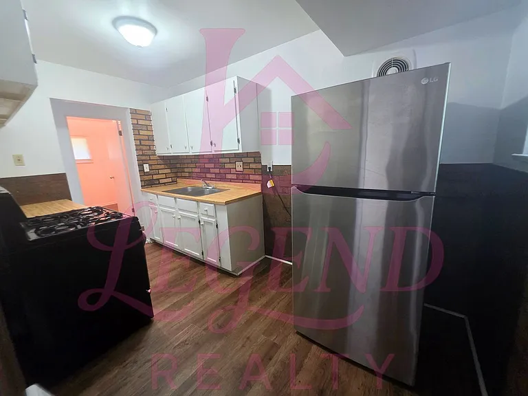 10604 Spring Garden Dr — Photo 6