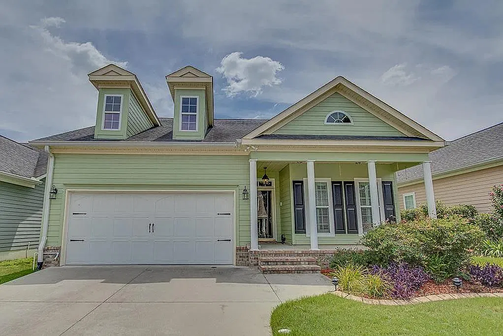 3 bed, 1739 sqft, $1,999 — Photo 1
