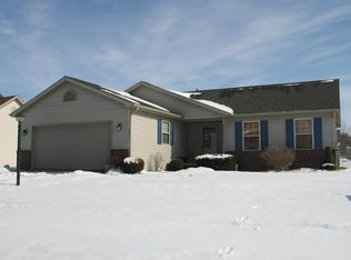 407 Pleasant Dr, Kouts, IN 46347