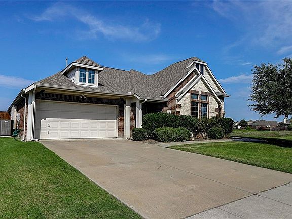 2nd image of 2913 Aurora Mist Dr
