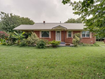 624 W Main St, Hohenwald, TN, 38462