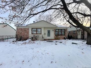 30939 Hiveley St, Westland, MI 48186