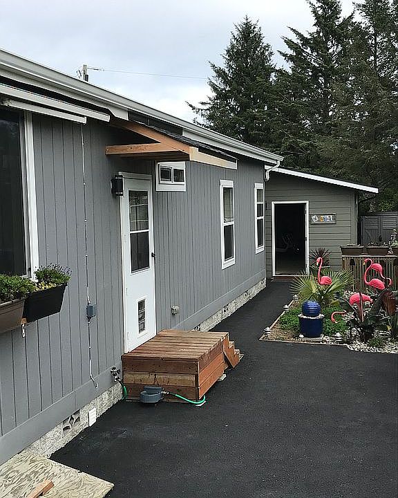 2nd image of 125 N Razor Clam Dr SW