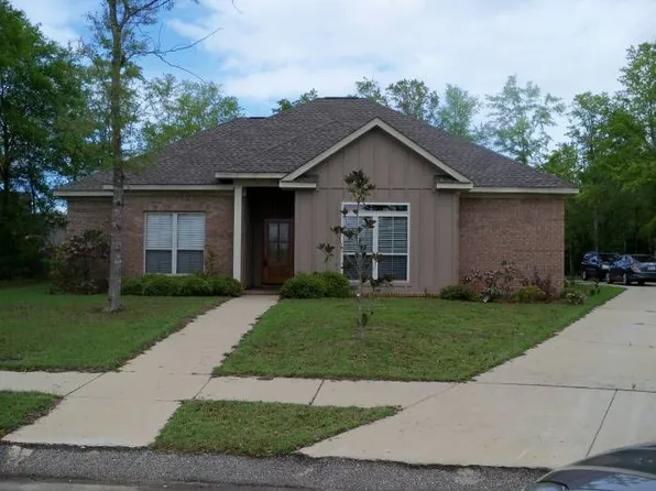 9252 Livingstone Ln, Mobile, AL 36695
