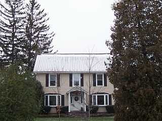 Great Waterfront Colonial