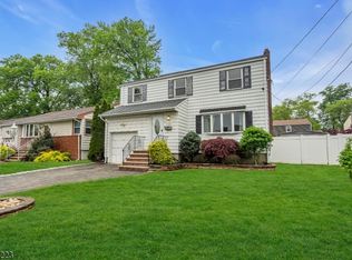 548 Birchwood Rd, Linden, NJ 07036