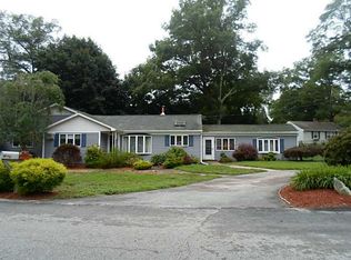 20 Gadoury Dr, Cumberland, RI 02864