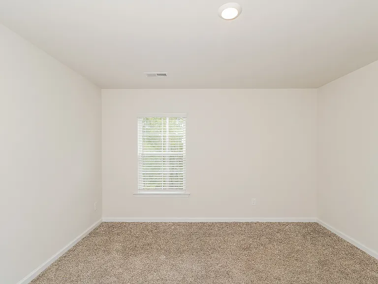 323 Longstone Ct — Photo 4