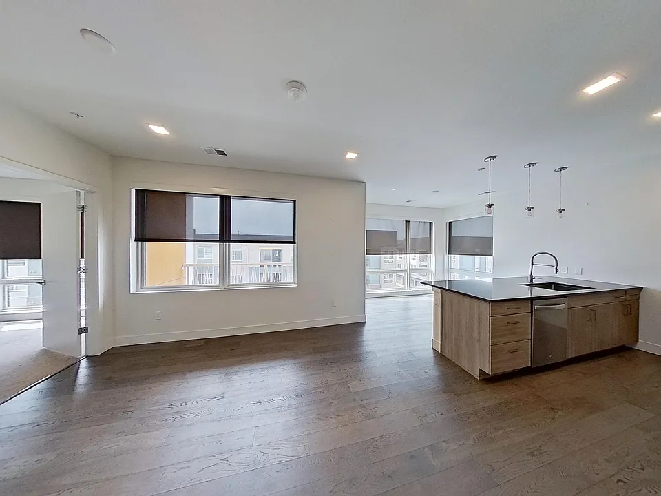1898 S Bannock St #307