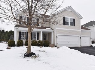 524 Stoffa Ave, Elburn, IL 60119