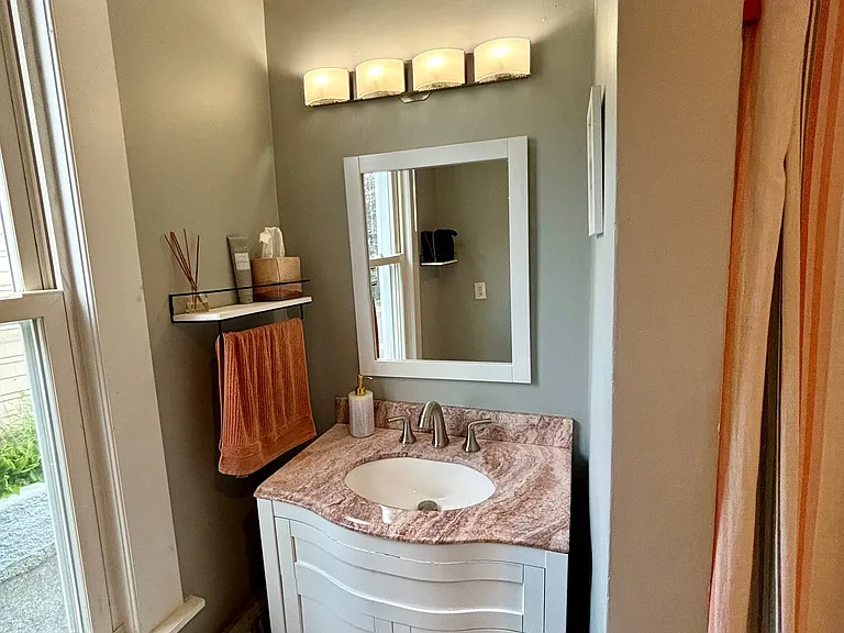 55 Cliff Ave #1 — Photo 15