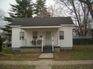 825 N 12th St, Vincennes, IN