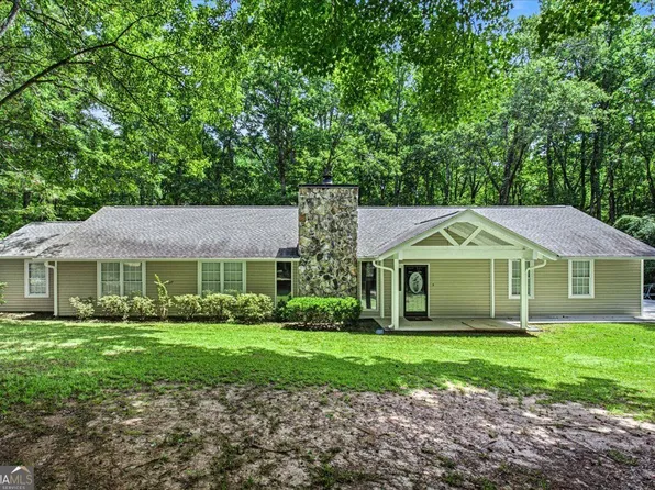 1351 Minix Rd, Sharpsburg, GA 30277