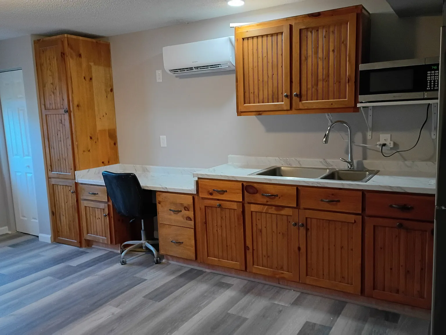 1 bed, 375 sqft, $1,150 — Photo 2