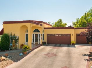 6762 Chama River Ct NE, Rio Rancho, NM 87144