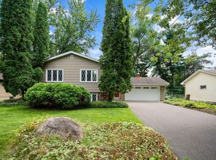 2080 Douglas Ln, White Bear Lake, MN 55110