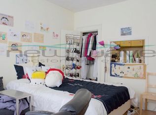 55 Queensberry St APT 13, Boston, MA 02215