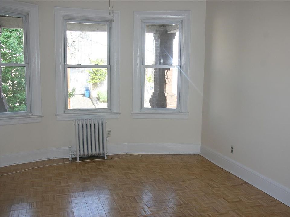 2nd image of 62 Garretson Ave
