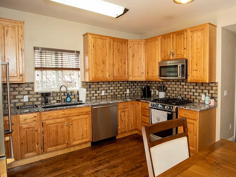 1510 York Rd #103 — Photo 5