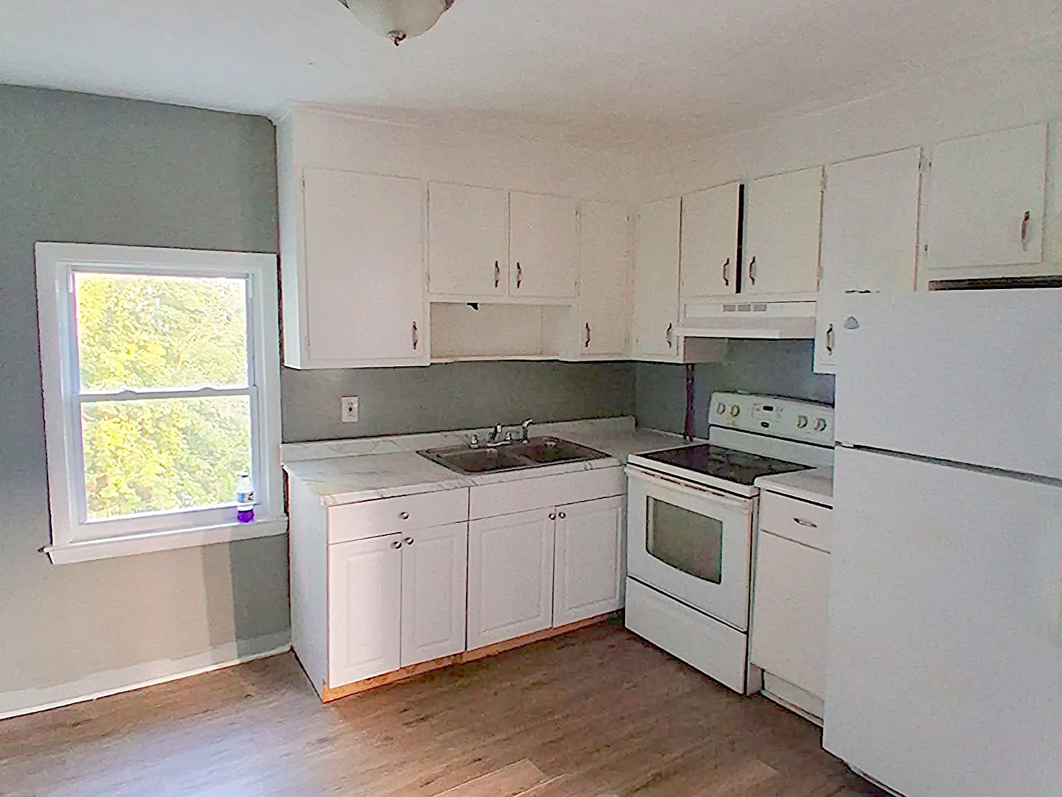 2 bed, 1200 sqft, $1,550 — Photo 1