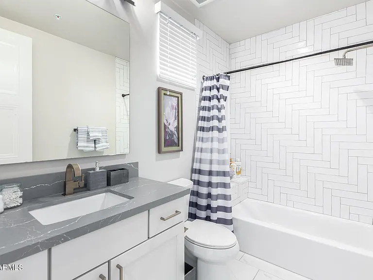 7550 E Osborn Rd #1002 — Photo 12
