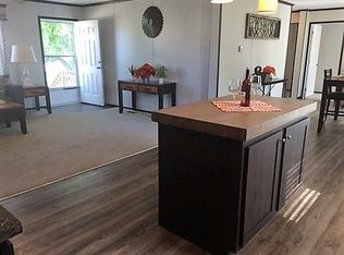 6200 Wild Oak Dr, Saginaw, MI