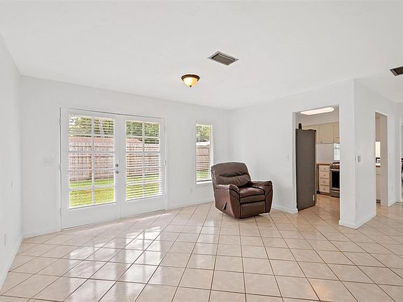 5th image of 3730 NW 28TH TERRACE