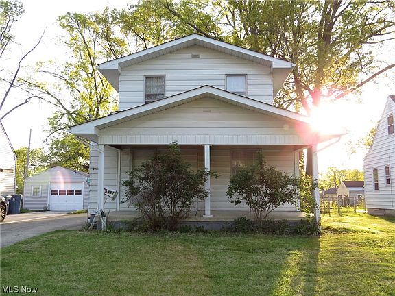 3rd image of 3982 Palm Ave