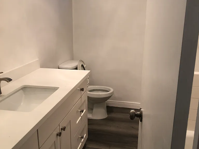 1323 N Fuller Ave #3 — Photo 6