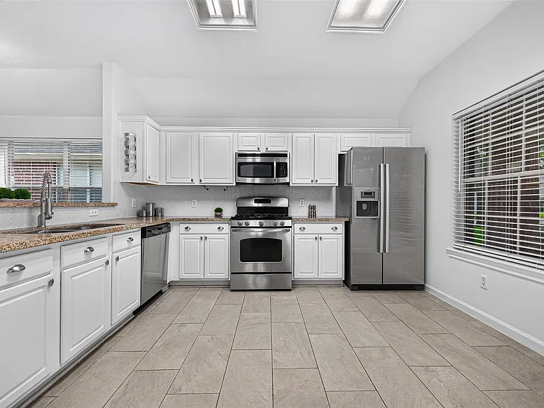 3118 Aylesworth Ct — Photo 10