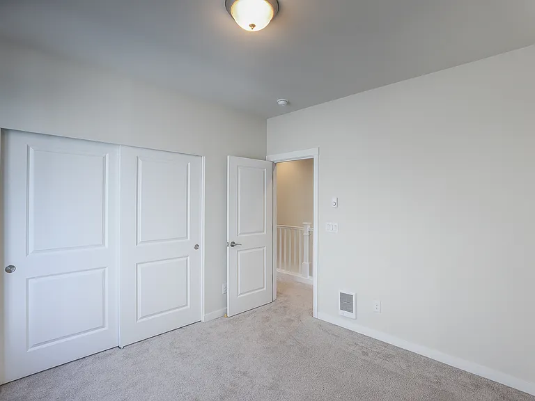 14671 36th Ct NE — Photo 13