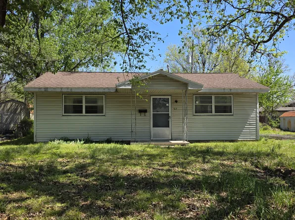 517 C St SE, Miami, OK 74354