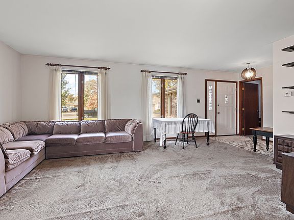 5th image of 5231 Laramie Ct