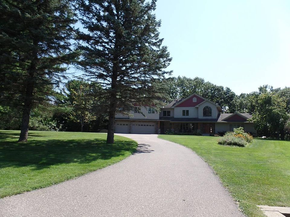 1st image of 792 Golden Meadow Rd