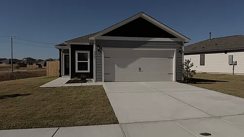 8205 White Wolf Trl Photo 1
