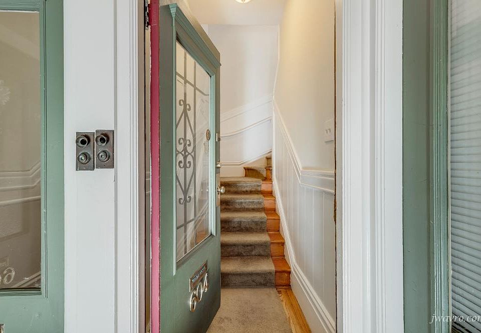 1st image of 610 Ashbury St #N604