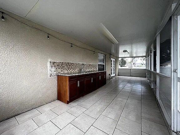 5th image of 8011 N Clark Ave