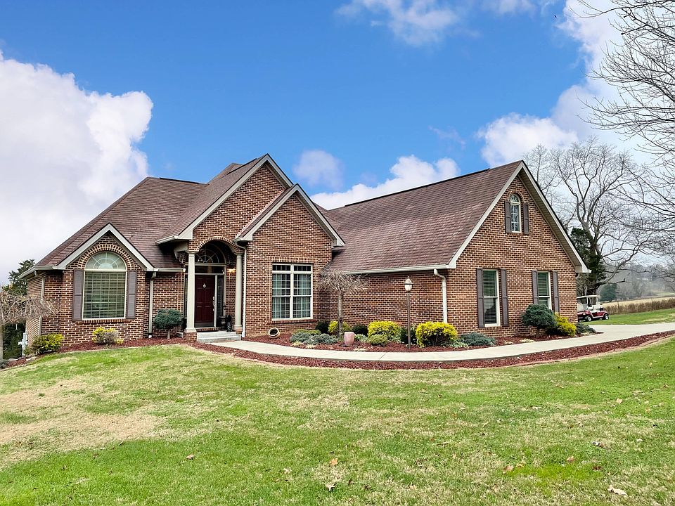 1st image of 209 Scenic Dr