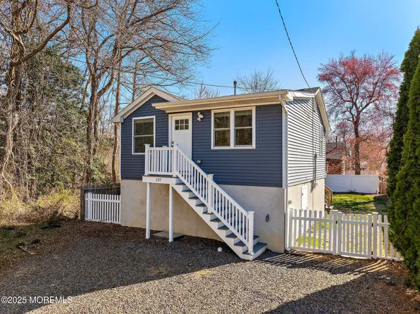 297 Hurley Avenue, Bayville, NJ 08721