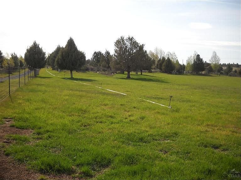 2nd image of 60860 Gosney Rd