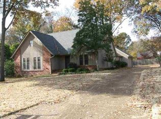 2147 Cumbernauld Cir W, Germantown, TN 38139