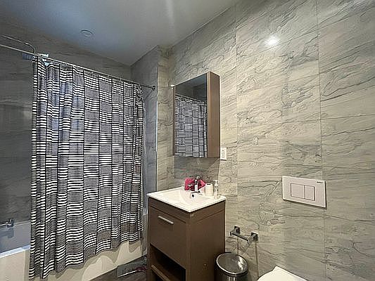 4th image of 127 W 141st St #40B