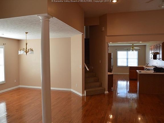 3rd image of 3037 Olive Ave