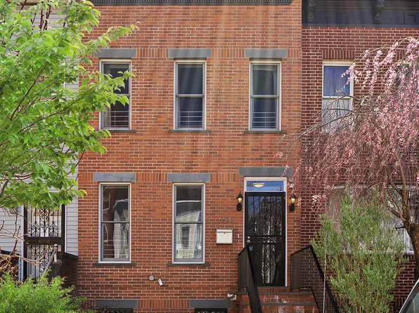 654 Vanderbilt Street image 1 of 13