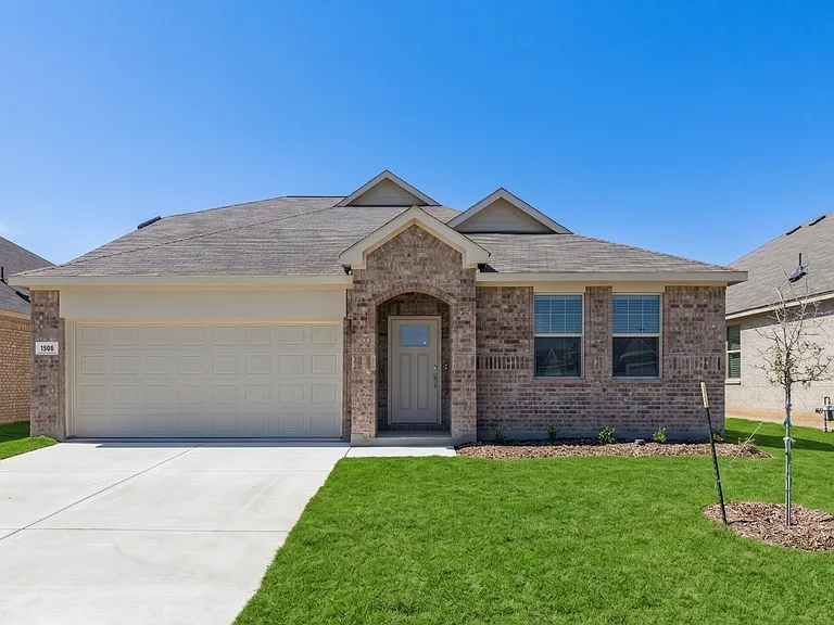 1120 Flameleaf Dr — Photo 1