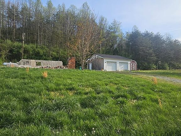5th image of 185 Gallup Rd