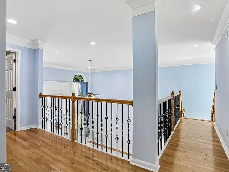 810 Freedom Way — Photo 43