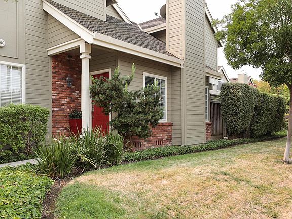 2nd image of 1264 Foxwood Dr