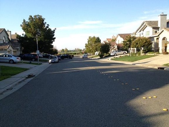 3rd image of 2041 Taft Dr